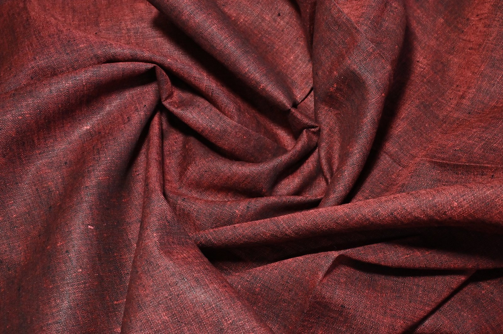 40 Lea Blackish Mahroon Pure Linen Shirting