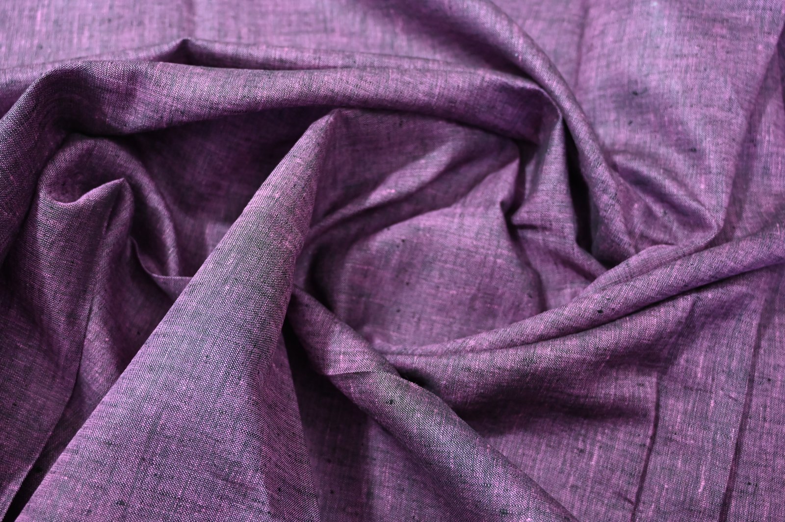 40 Lea Pulm Pure Linen Shirting